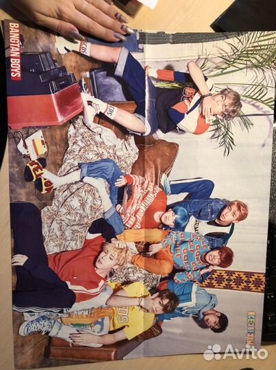 BTS аниме значки