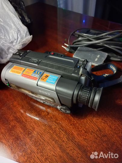 Видеокамера sony кассетная
