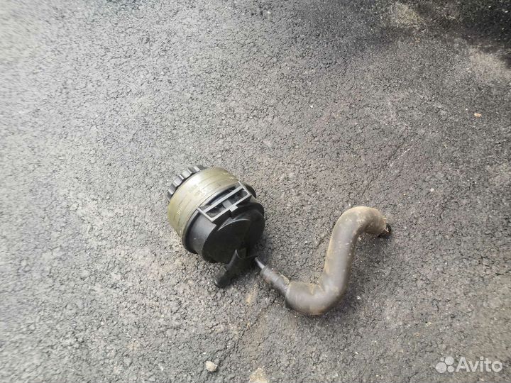 Бачок Гура Toyota