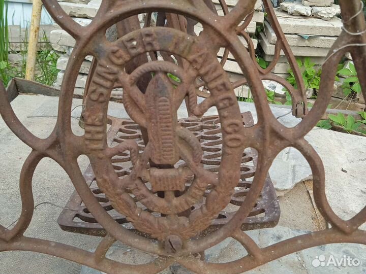 Зингер чугунная станина от ножной швейной машинки