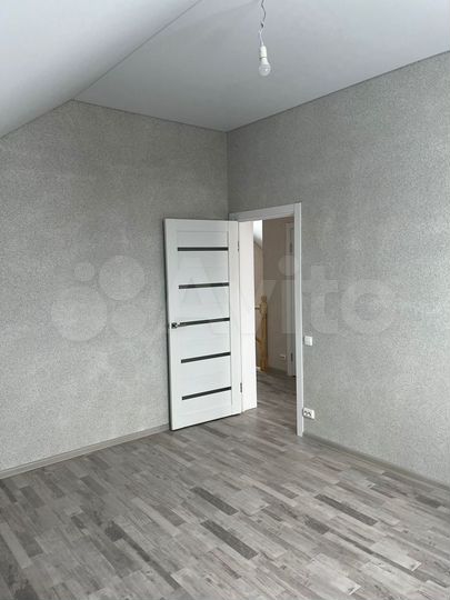 Дом 104 м² на участке 5 сот.