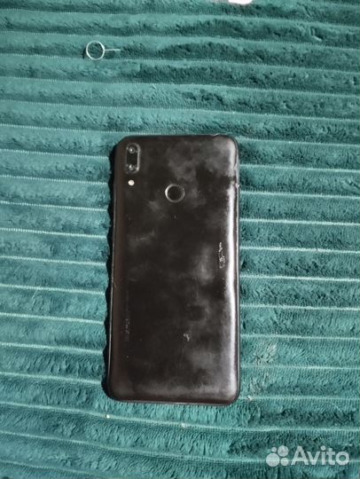 HUAWEI Y7, 2/16 ГБ