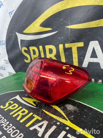 Фонарь задний правый Kia Carnival 3 2.2 D4HB