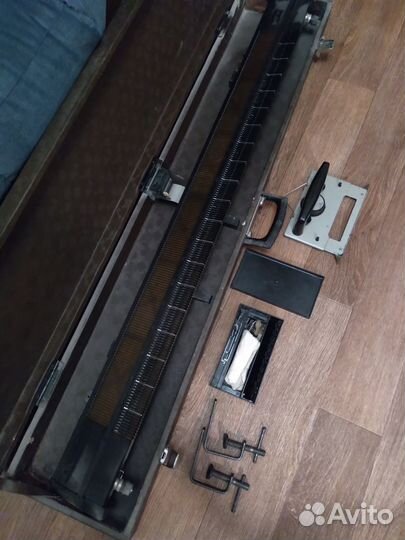 Вязальная машина Нева