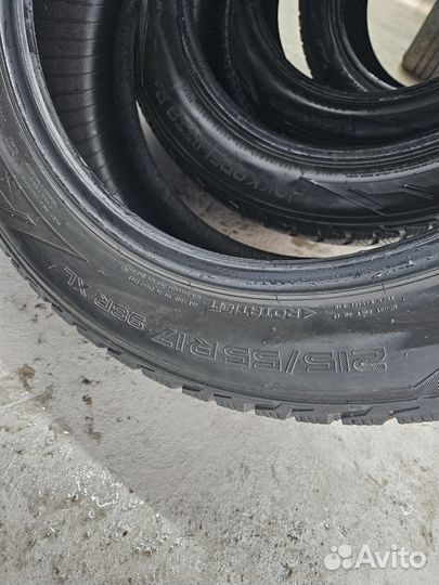 Nokian Tyres Hakkapeliitta R2 215/55 R17