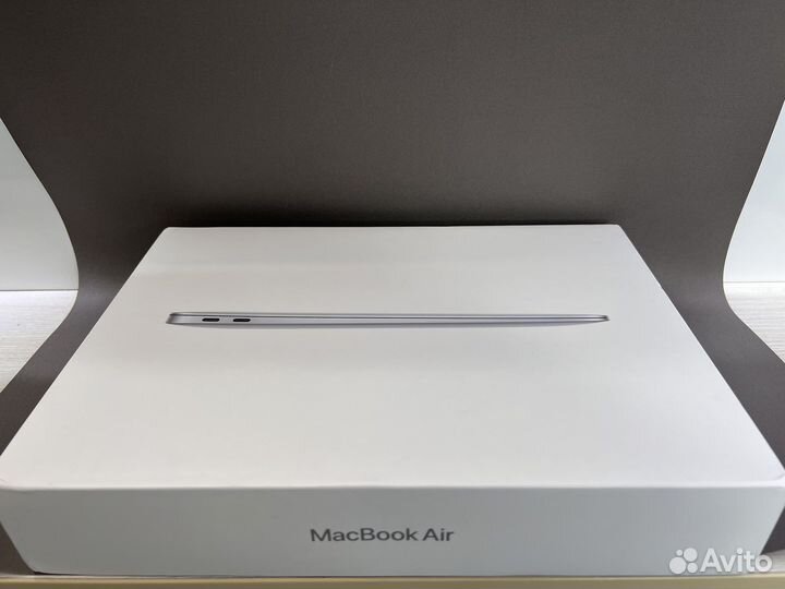Apple MacBook Air13 8/256 Gb