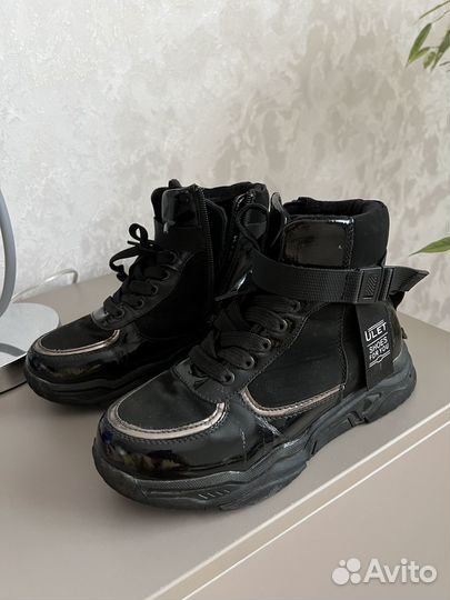 Ботинки демисезонные для девочки 35 размер