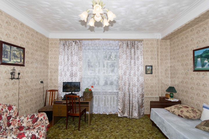 3-к. квартира, 80,1 м², 1/2 эт.