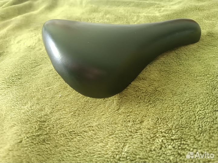 Сиденье велосипедное