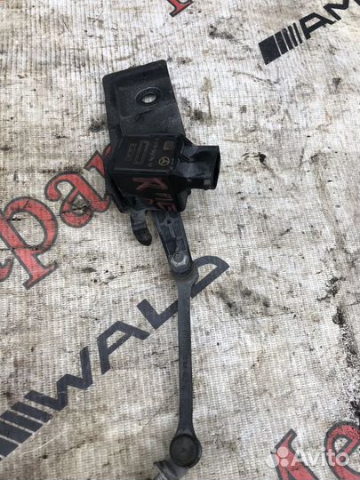 Датчик высоты дорожного просвета Mercedes S W220