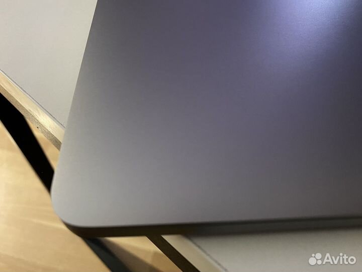 Apple MacBook Pro 13 2019