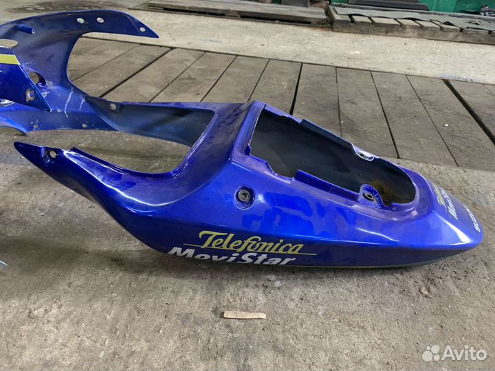 Задний пластик suzuki gsx r k1-k3