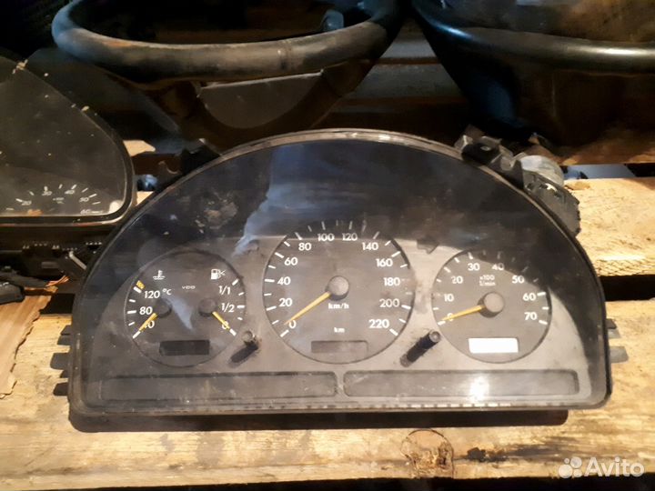 Щиток приборов на Мерседес ML163 Мл163