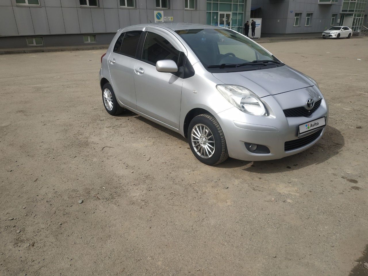 Toyota Yaris: фото владельца