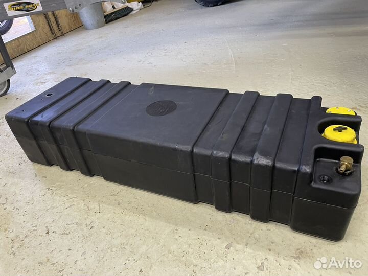 Топливный бак для лодочного мотора 60 литров