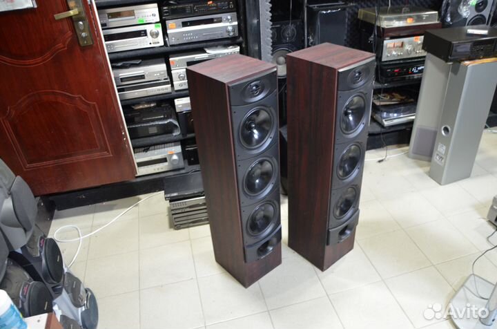 Большие напольники Wharfedale Xarus 5000
