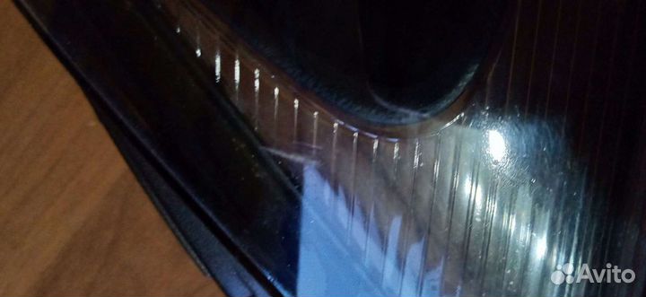 Стекло Автомобильной фары Toyota 8117130G10