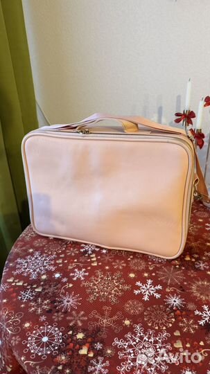 Чемодан бу кейс для визажиста