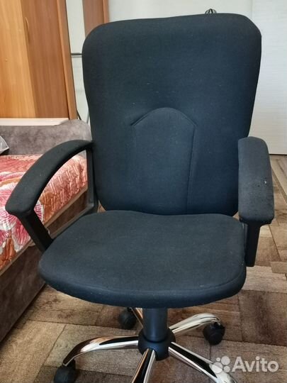 Компьютерное кресло