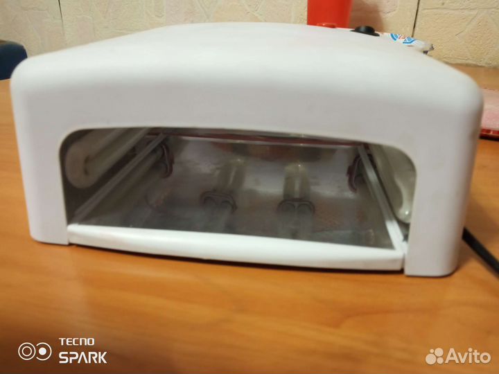 Лампа для ногтей