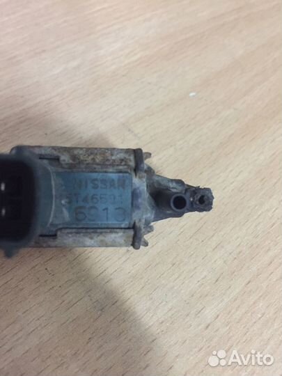 Вакуумный клапан Nissan Primera P10