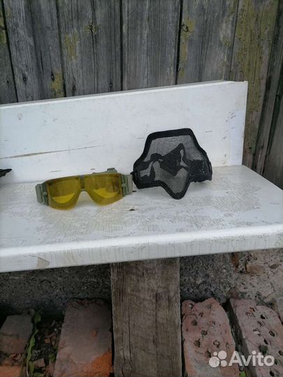 Маска, очки, пентбола