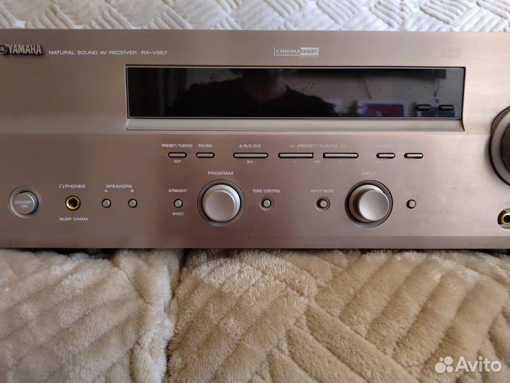 Ресивер Yamaha RX-V557