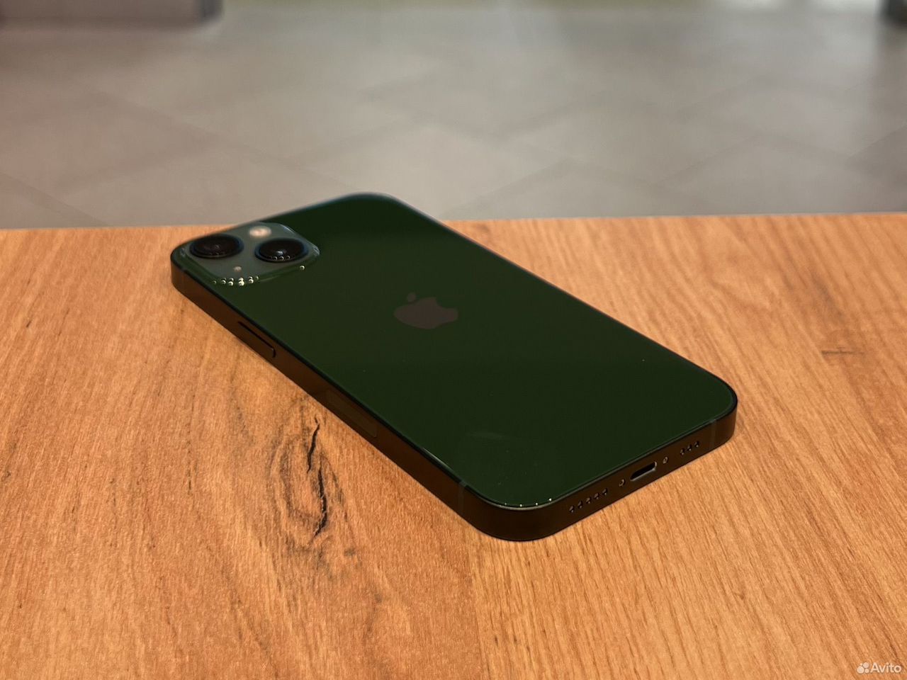 iPhone 13, 256 ГБ, SIM + eSIM