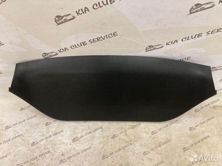 Обшивка двери багажника задняя Kia Ceed JD