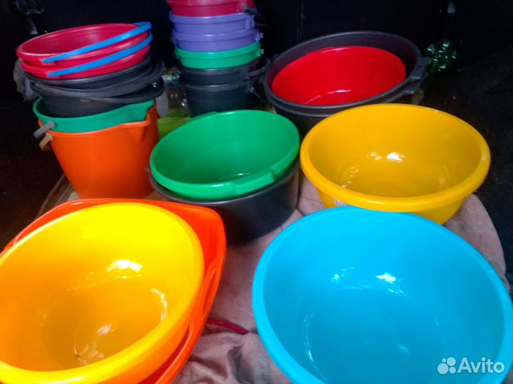 Продам посуду пластмассовые