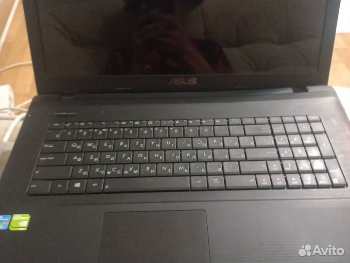 Ноутбук на запчасти