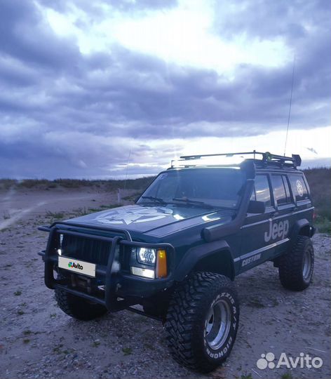 Jeep Cherokee 4.0 AT, 1996, 250 000 км