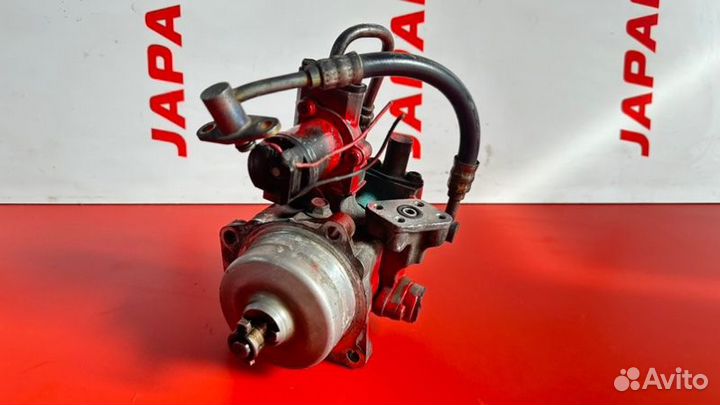 Топливный насос высокого давления Nissan Cefiro