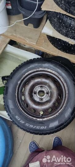 Pirelli Ice Zero 185/65 R15 92T