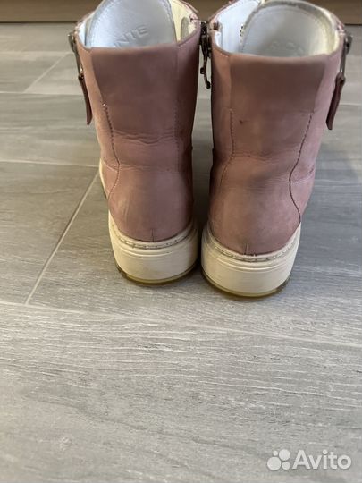 Ботинки зимние для девочки