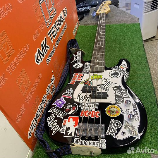 Электрогитара Fabio+колонка Lirrevo B15