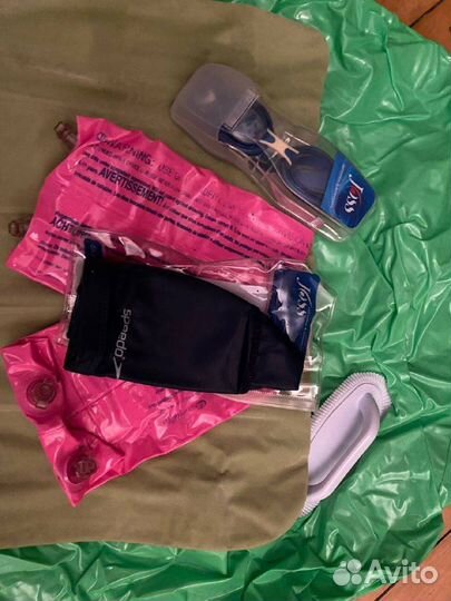 Для бассейна круг нарукавники очки шапочка