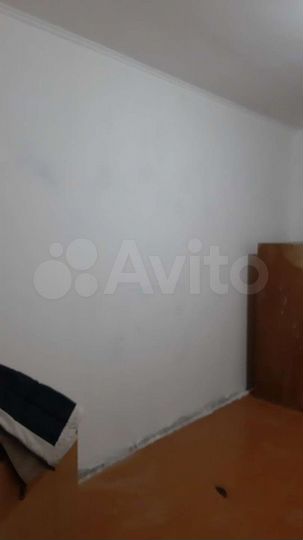 Комната 13 м² в 4-к., 2/5 эт.