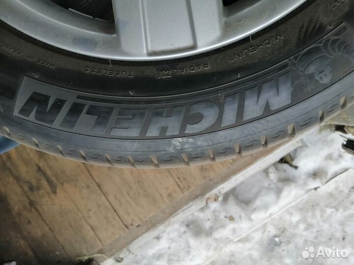 Michelin Primacy HP 235/55 R17