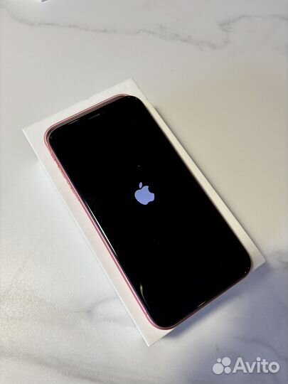 iPhone Xr, 64 ГБ