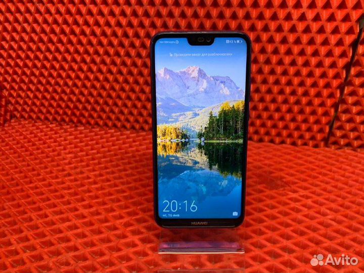 HUAWEI P20 Lite, 4/64 ГБ