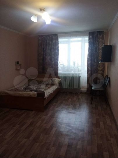 2-к. квартира, 50 м², 1/10 эт.