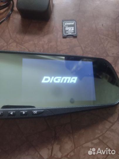 Видеорегистратор digma