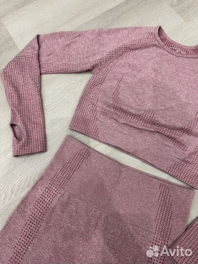 Костюм для фитнеса