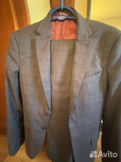 Школьный костюм