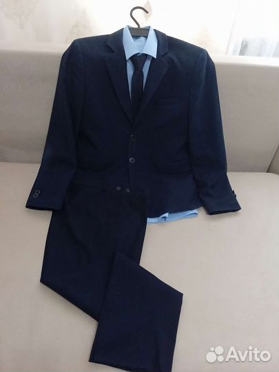 Костюм школьный. Размер 152-158