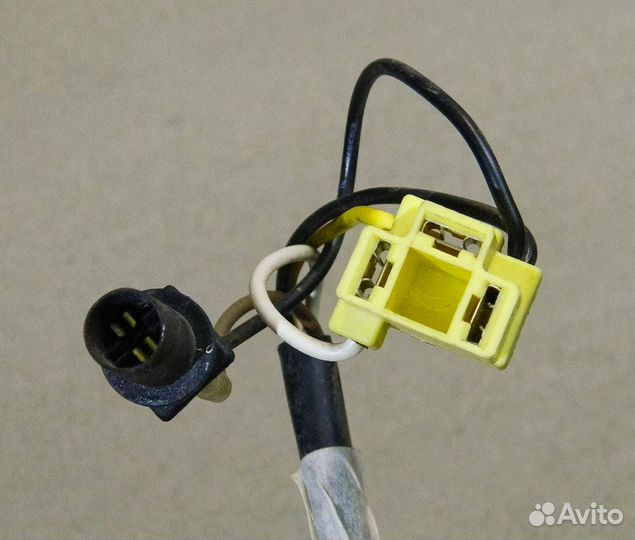 Проводка фары H4 VW Passat B3