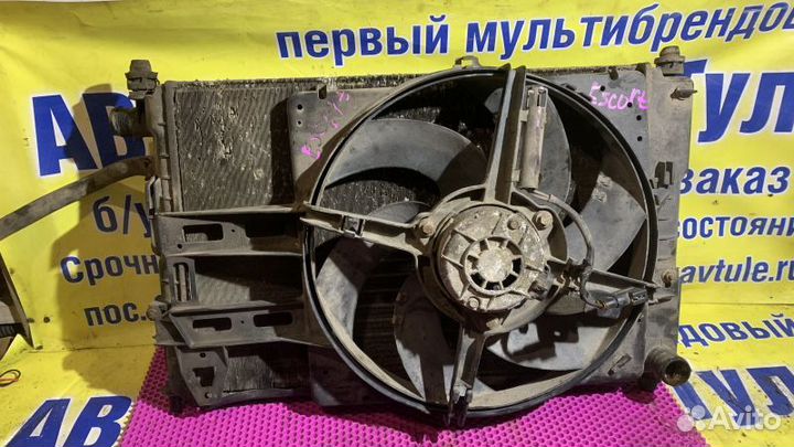 Радиатор двс Ford Escort