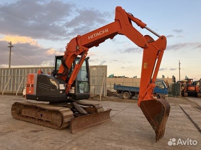 Гусеничный экскаватор Hitachi ZX75UR-3, 2014