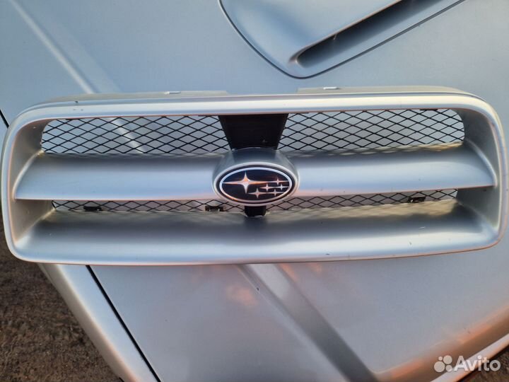 Решетка радиатора forester sg5